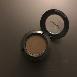 Mac Join My League? Eyeshadow